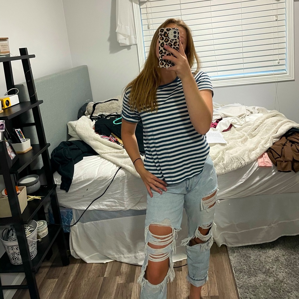 blue and white t shirt